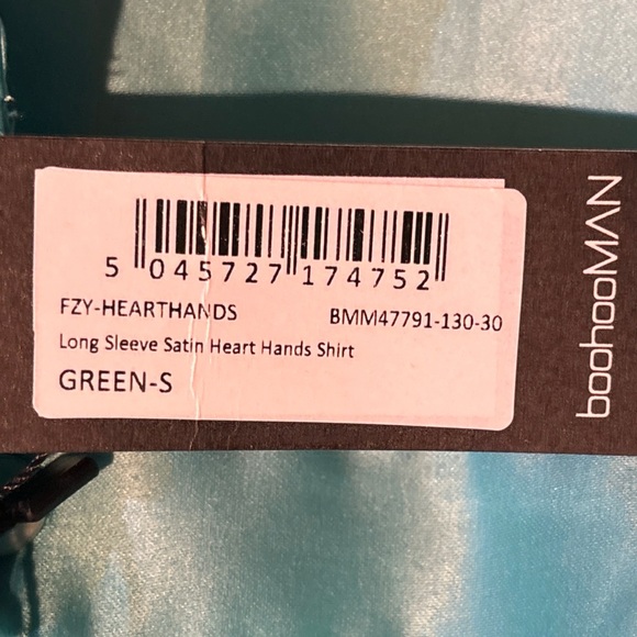 Boohoo Man Long Sleeve Satin Heart Hands Shirt - Picture 15 of 16